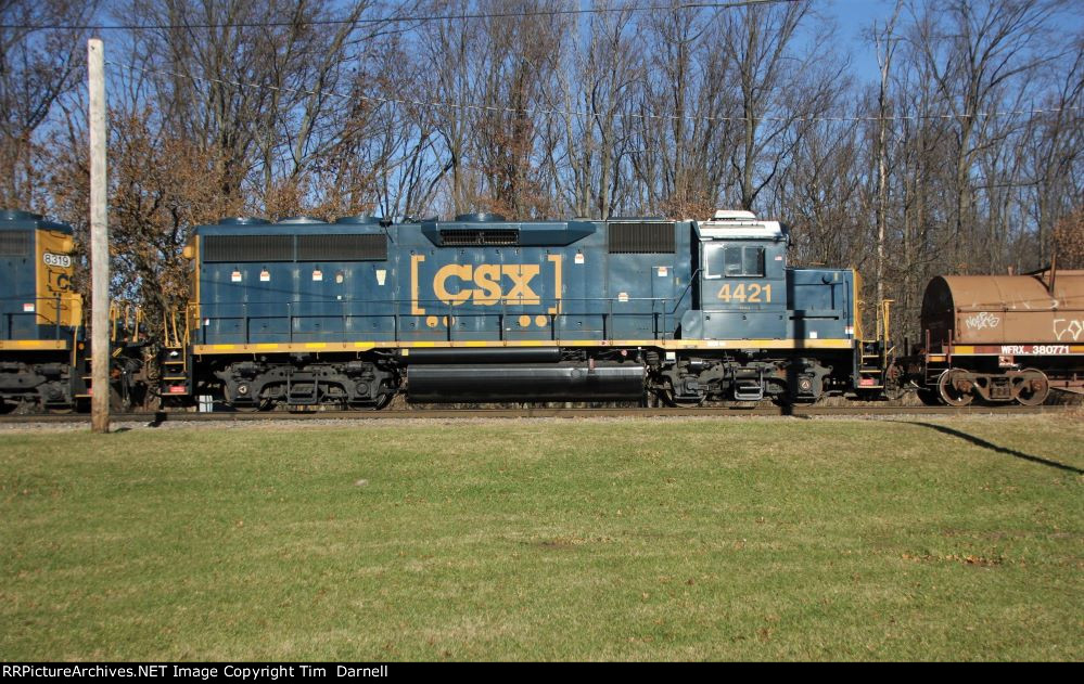 CSX 4421 shoving on local PR-19